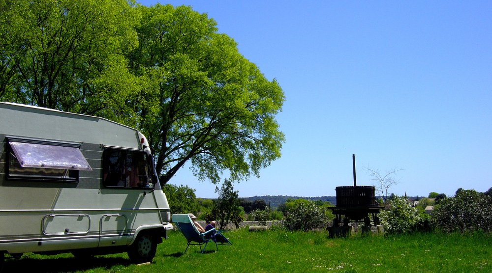 Aire camping-car à Aspères (30250) - Photo 8
